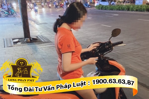 lay xe may de gan no co du cau thanh toi cuop khong