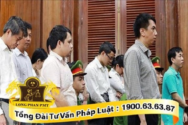phạt tội buốn bán hàng giả