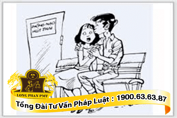 Quy định của pháp luật liên quan tới hành vi ép người khác phá thai