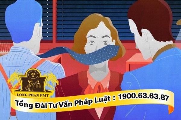 tố cáo hành vi quấy rối tình dục