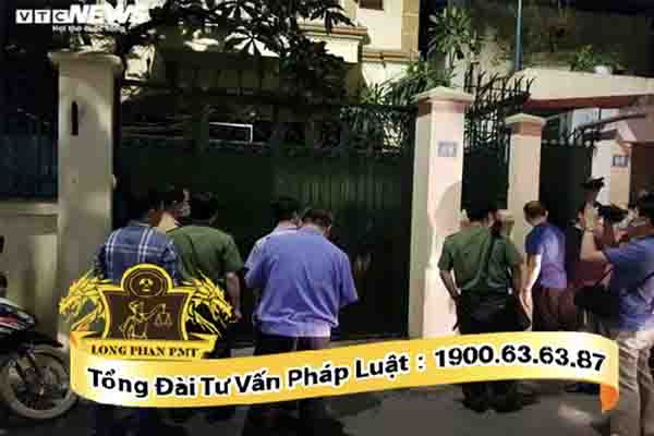 khám xét chỗ ở