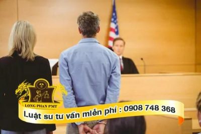 Thay đổi người tiến hành tố tụng tại phiên tòa