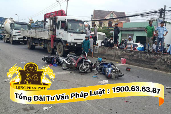 Xử lý hành vi cố ý điều khiển xe chèn lên bị hại sau khi gây tai nạn