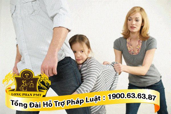 Có được hạn chế quyền thăm nuôi của người bố sau khi ly hôn