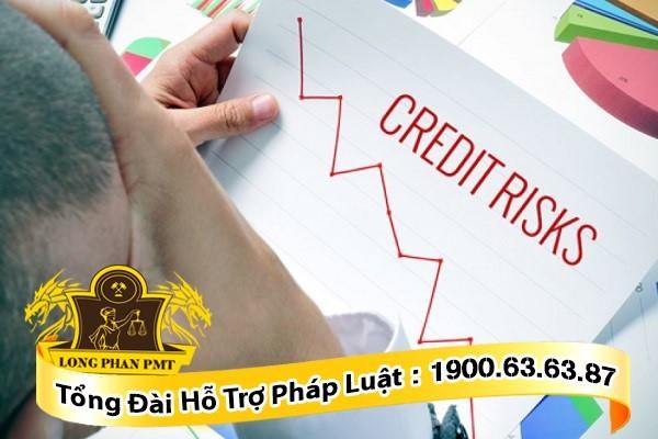Rủi ro khi giao kết, thực hiện hợp đồng tín dụng