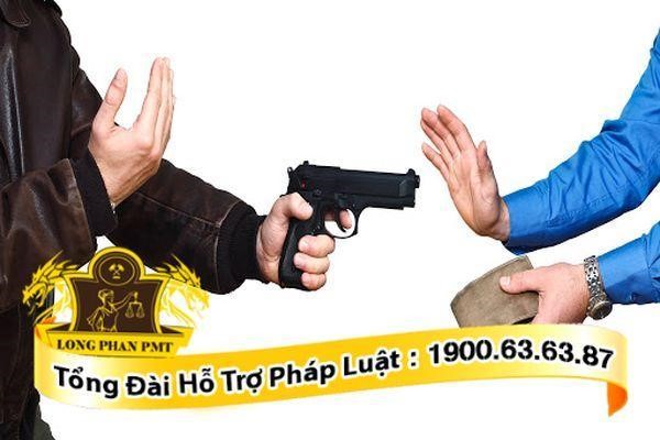 Tội cưỡng đoạt tài sản.
