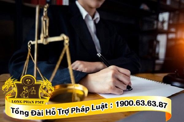 Luật sư bảo vệ quyền lợi khách hàng