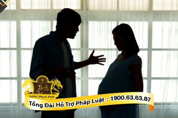 Người vợ mang thai có quyền ly hôn bất kỳ lúc nào