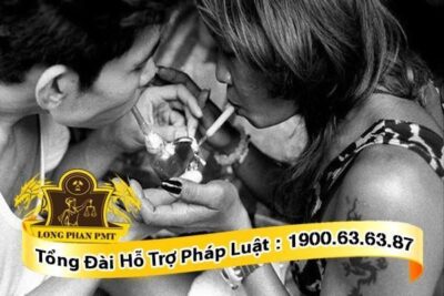 Lôi kéo người khác sử dụng ma tuý