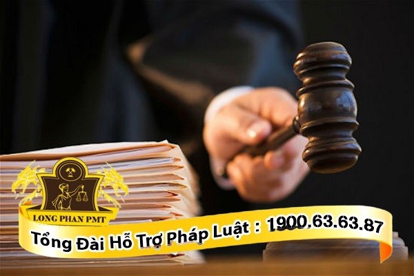 Luật sư tư vấn và bào chữa