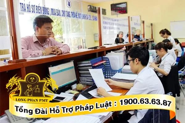 Người dân tố cáo chủ tịch xã