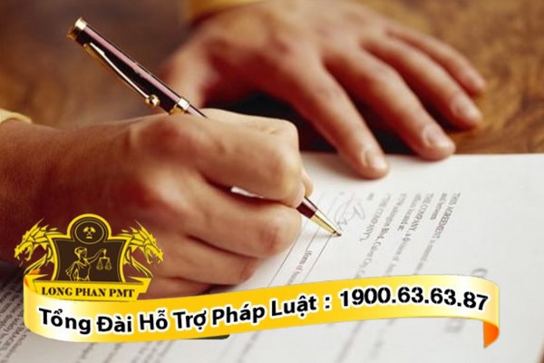 Soạn đơn tố giác hành vi vu khống trên mạng xã hội