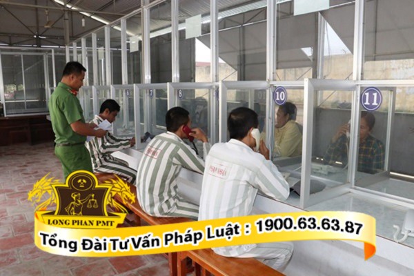 Thủ tục gặp người bị tạm giữ