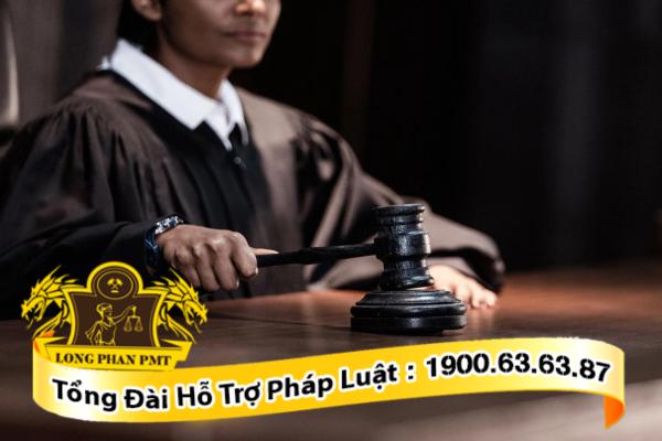 Hoãn xét xử sơ thẩm án dân sự