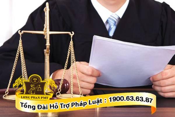 Luật sư khởi kiện hành chính