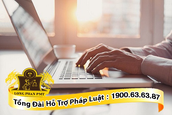 Hỗ trợ nộp đơn khởi kiện trực tuyến