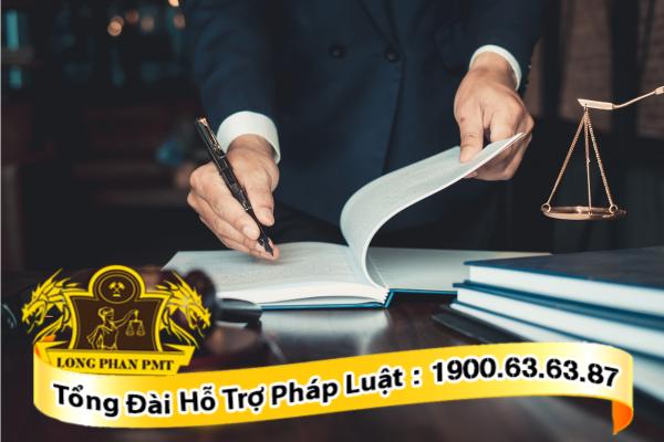 Luật sư tham gia bào chữa trong quá trình xét xử