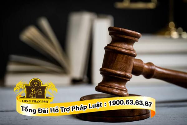 Người có quyền yêu cầu thi hành án