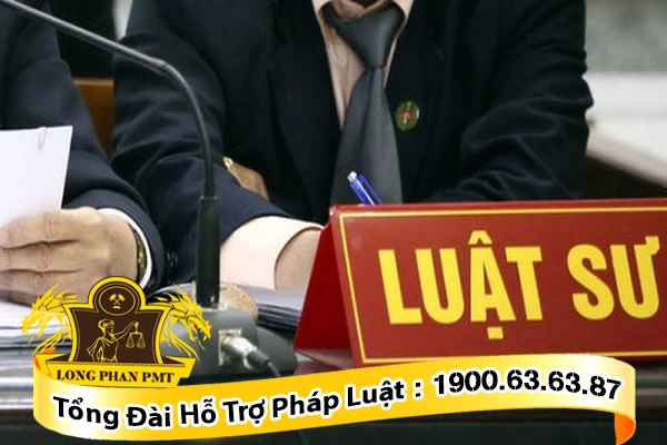 Luật sư tham gia phiên tòa giải quyết tranh chấp