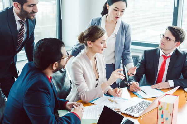Chuẩn bị hồ sơ khởi kiện phù hợp theo quy định pháp luật