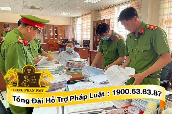 Kiểm tra hóa đơn sổ sách kế toán công ty