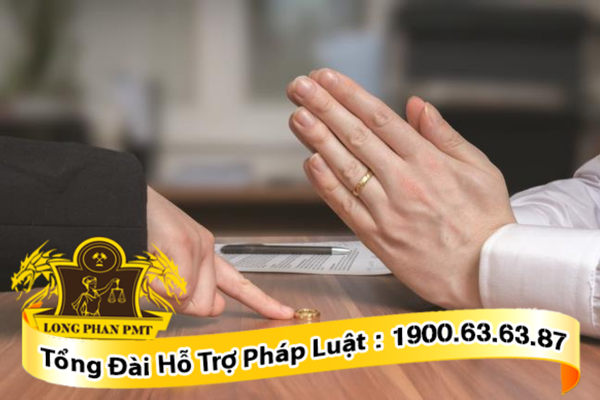 Ly hôn theo yêu cầu của một bên