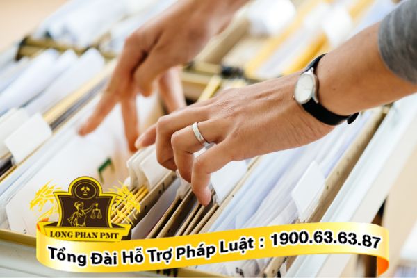 Soạn thảo hồ sơ tách sổ đỏ bố mẹ cho con