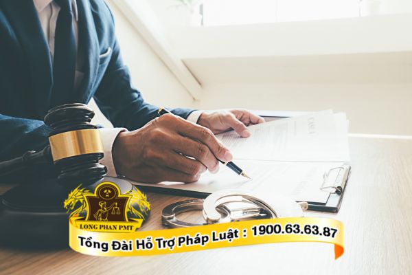 Luật sư bào chữa cho người bị tạm giam