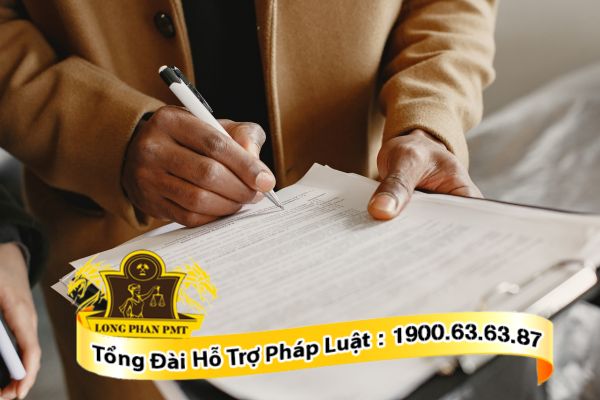 Tòa án xem xét giải quyết đòi lại đất