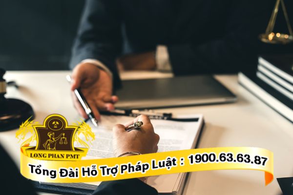 Hành vi cung cấp thông tin sai lệch để ký kết hợp đồng