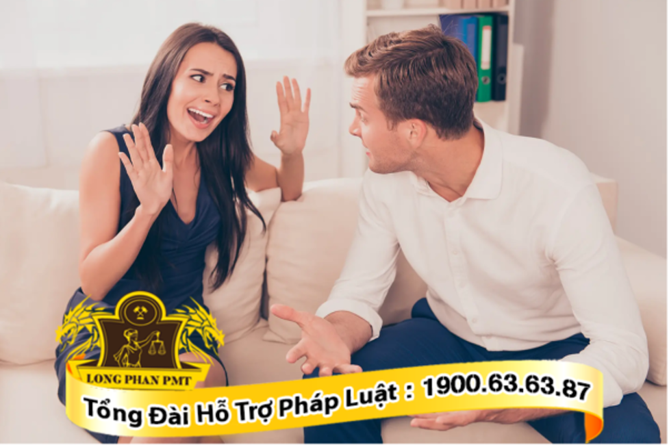 Căn cứ khởi kiện ly hôn chia tài sản chung