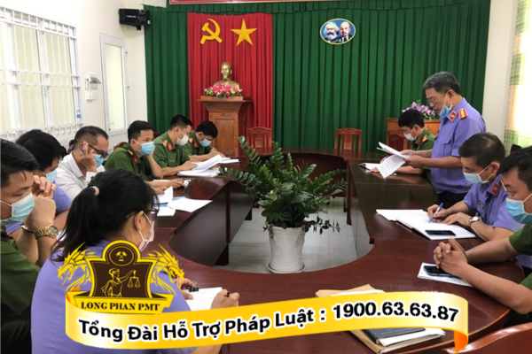 Kiểm sát việc tiếp nhận, giải quyết tố giác, tin báo về tội phạm