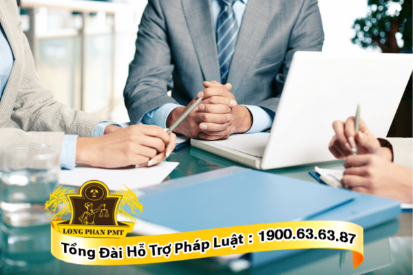 Dịch vụ luật sư về việc ký hợp đồng dịch vụ thay cho hợp đồng lao động