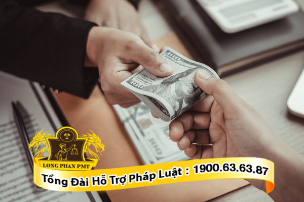 Đòi lại cọc, phạt cọc khoản tương đương hoặc theo thỏa thuận trong hợp đồng và bồi thường thiệt hại