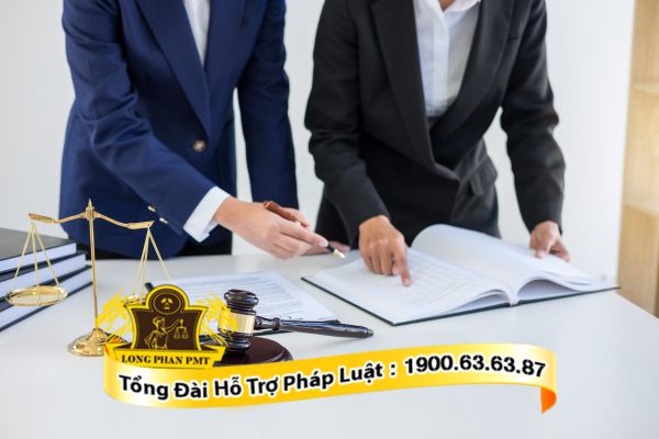 Luật sư tư vấn trách nhiệm khi đốt rác làm cháy lan nhà hàng xóm